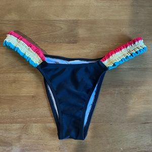 Maui girl Rasta ruffle bottoms